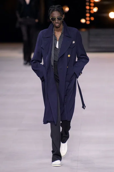 Look 14